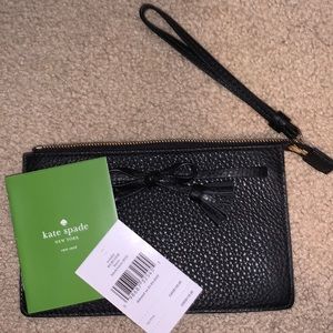 BRAND NEW KATE SPADE WRISTLET 🌟🌟